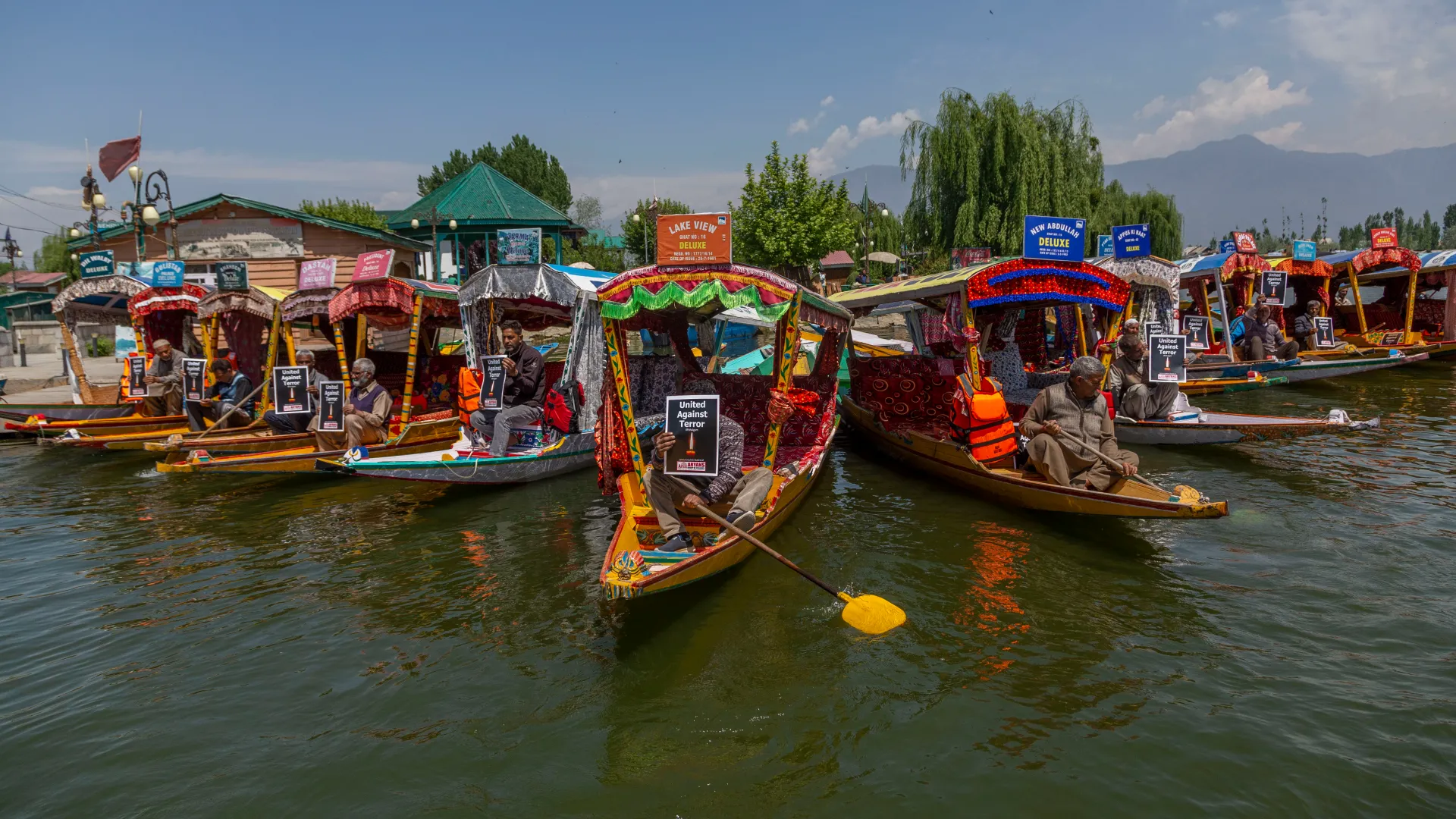 Choose Kashmir Rental Taxi
